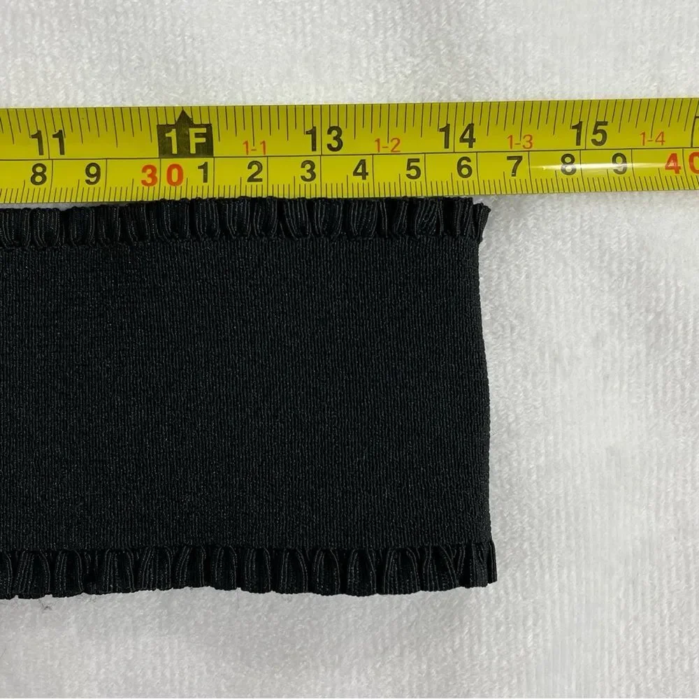 Kohl's Apt. 9 Black Stretchy Belt and Silver Fasteners 28” Waist Ruffled Edges